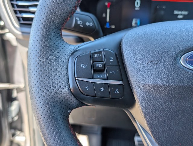 Used 2023 Ford Escape ST-Line w/ Tech Pack #1 AWD/4WD image 22