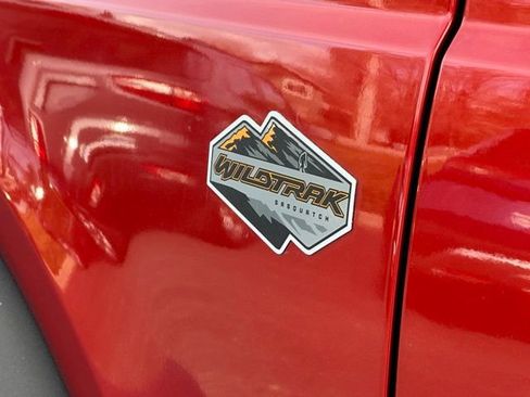 Used 2024 Ford Bronco Wildtrak image 6