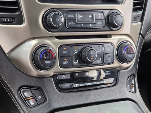 Used 2017 GMC Yukon Denali AWD/4WD image 27