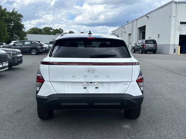 New 2027 Hyundai Kona SEL Sport AWD/4WD image 3