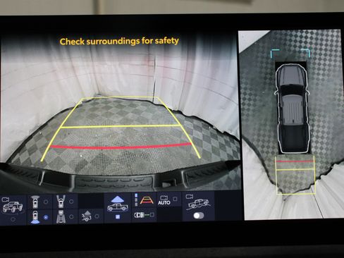 Used 2025 Toyota Tacoma 4x4 Double Cab Hybrid image 15