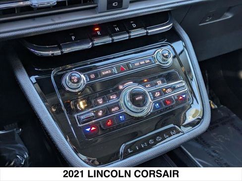 Used 2021 Lincoln Corsair FWD w/ Premium Package image 19