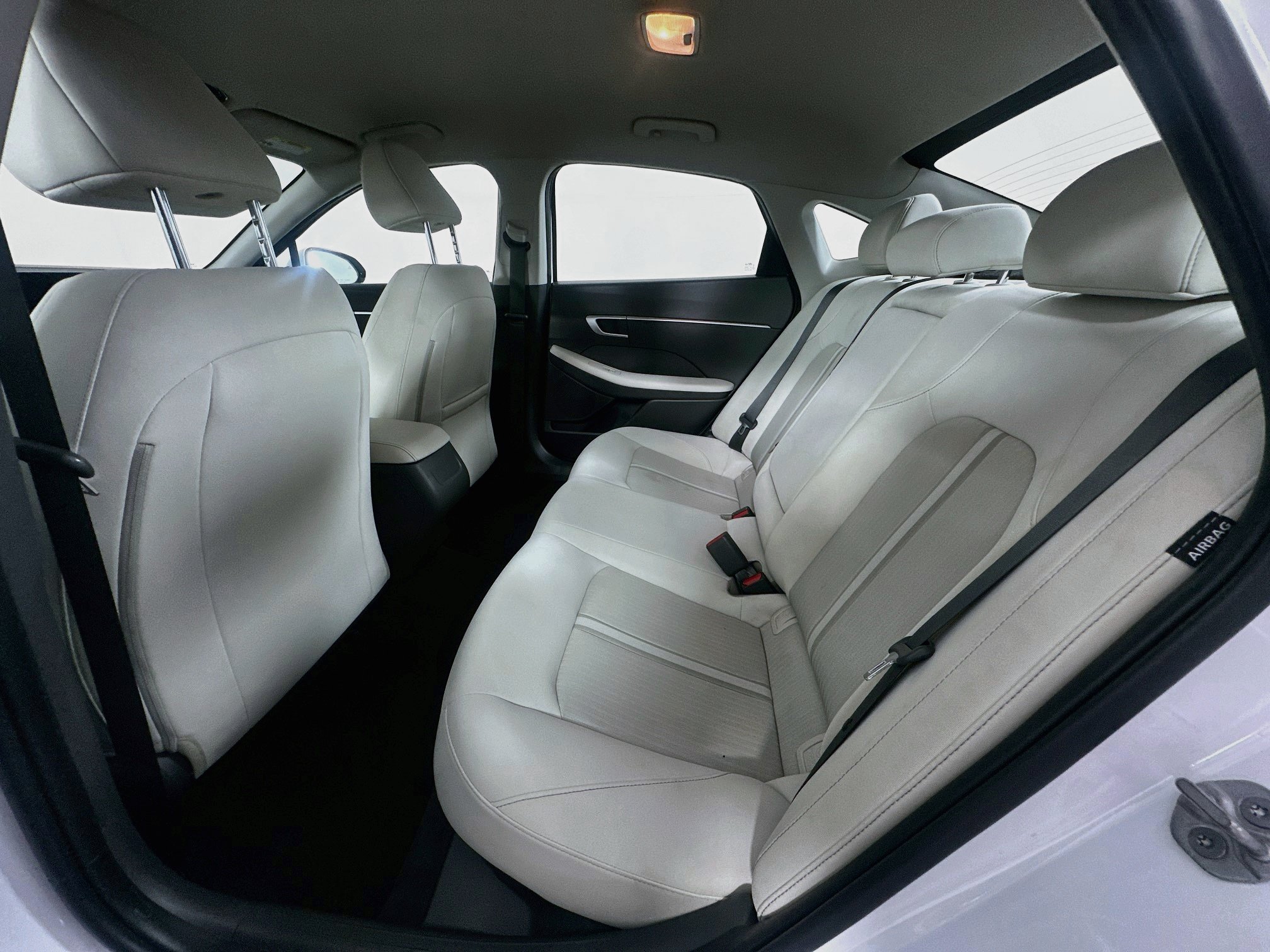 Used 2025 Hyundai Sonata SEL FWD image 27