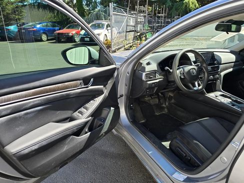 Used 2021 Honda Accord EX image 7
