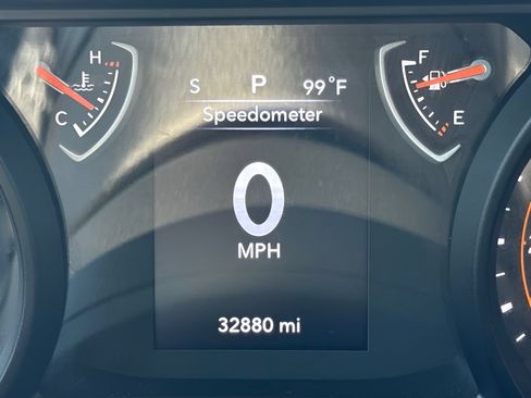 Used 2025 Jeep Wrangler Unlimited Sport AWD/4WD image 15