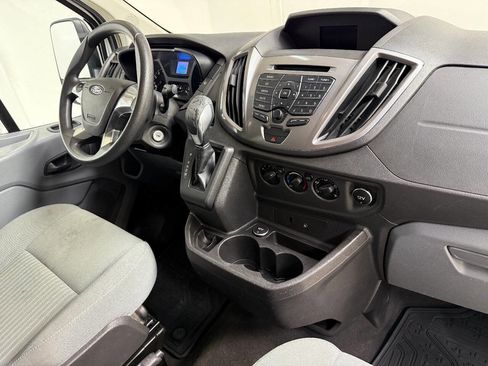 Used 2015 Ford Transit 350 XLT image 38
