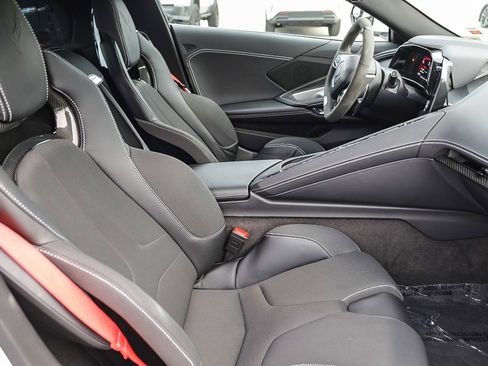 Used 2023 Chevrolet Corvette Z06 image 16