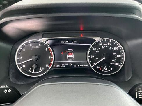 Certified 2025 Nissan Rogue SV FWD image 25