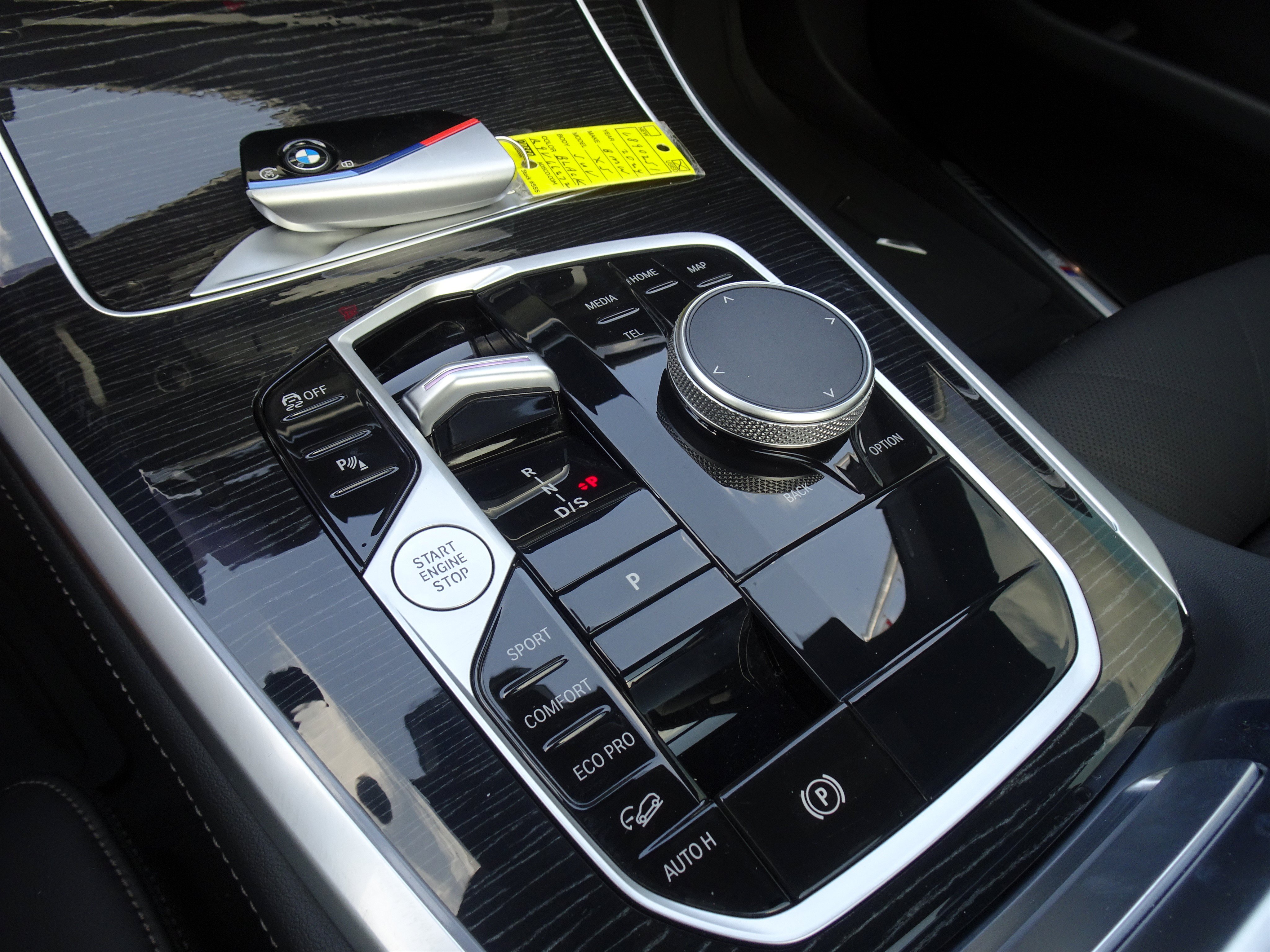 Used 2024 BMW X5 xDrive40i w/ M Sport Package AWD/4WD image 12