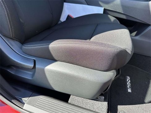 New 2026 Nissan Rogue S image 9