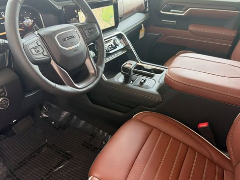 New 2026 GMC Sierra 1500 Denali Ultimate w/ LPO, Black Badging Package AWD/4WD image 7