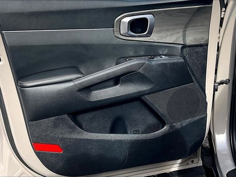 Used 2025 Kia Sorento X-Line EX image 12