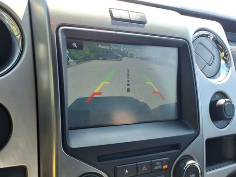 Used 2014 Ford F150 FX4 w/ Equipment Group 402A Luxury AWD/4WD image 11