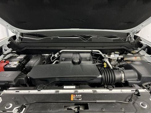Used 2024 GMC Canyon AT4 w/ AT4 Premium Package AWD/4WD image 31