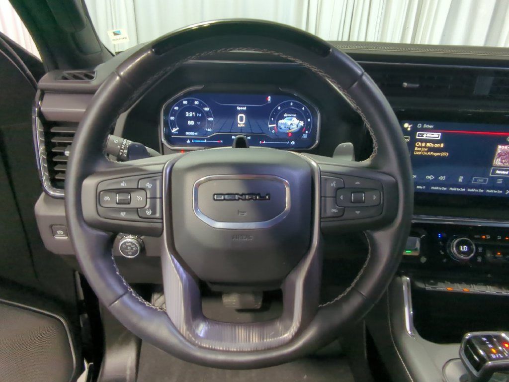 Used 2025 GMC Sierra 1500 Denali Ultimate AWD/4WD image 29