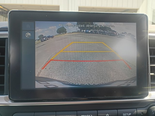 Used 2025 Hyundai Venue SEL FWD image 21
