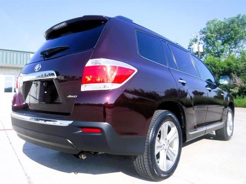 Used 2013 Toyota Highlander Limited image 7