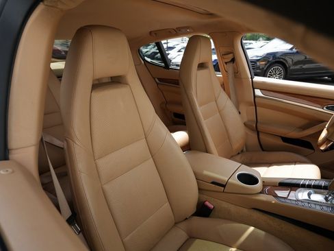 Used 2013 Porsche Panamera image 26
