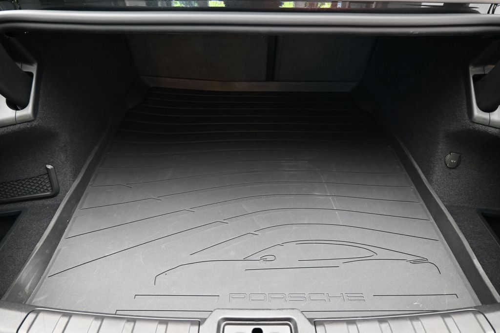 Certified 2023 Porsche Taycan RWD image 34