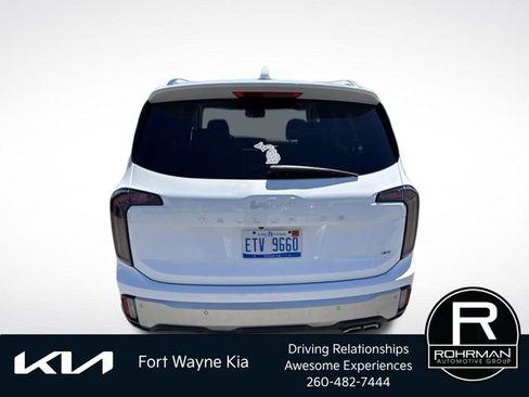 Certified 2024 Kia Telluride EX w/ EX Captain's Chair Package AWD/4WD image 5