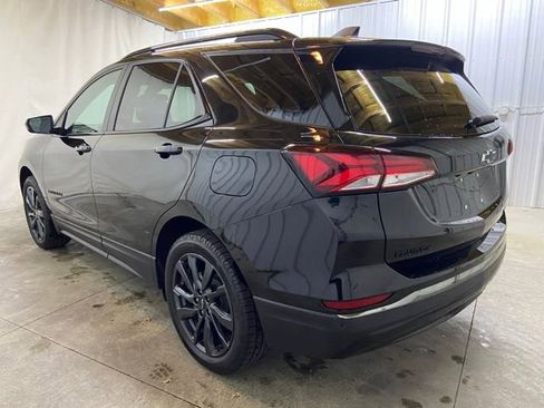 Used 2023 Chevrolet Equinox RS w/ LPO, Floor Liner Package AWD/4WD image 8
