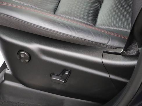 Used 2025 Dodge Durango GT image 16