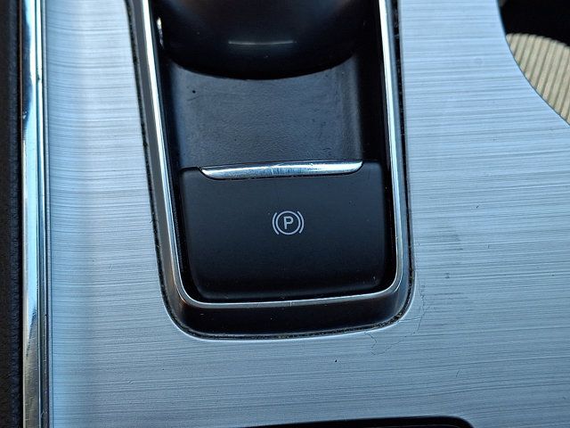 Used 2022 Ford Edge SEL w/ Convenience Package AWD/4WD image 24