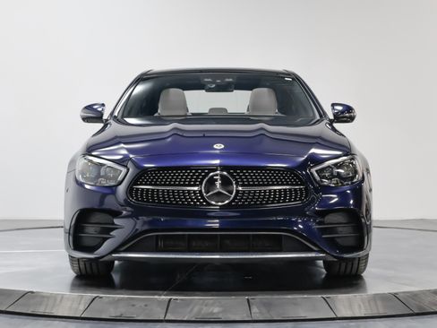 Used 2023 Mercedes-Benz E 350 4MATIC Sedan image 19