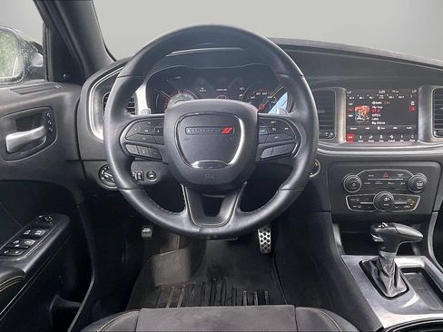Certified 2018 Dodge Charger R/T RWD image 12
