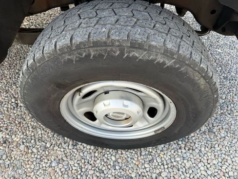 Used 2012 Ford F250 XL w/ Snow Plow Prep Pkg image 34