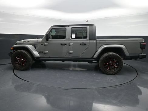 Used 2021 Jeep Gladiator Sport AWD/4WD image 5