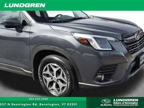 Used 2023 Subaru Forester Premium image 37