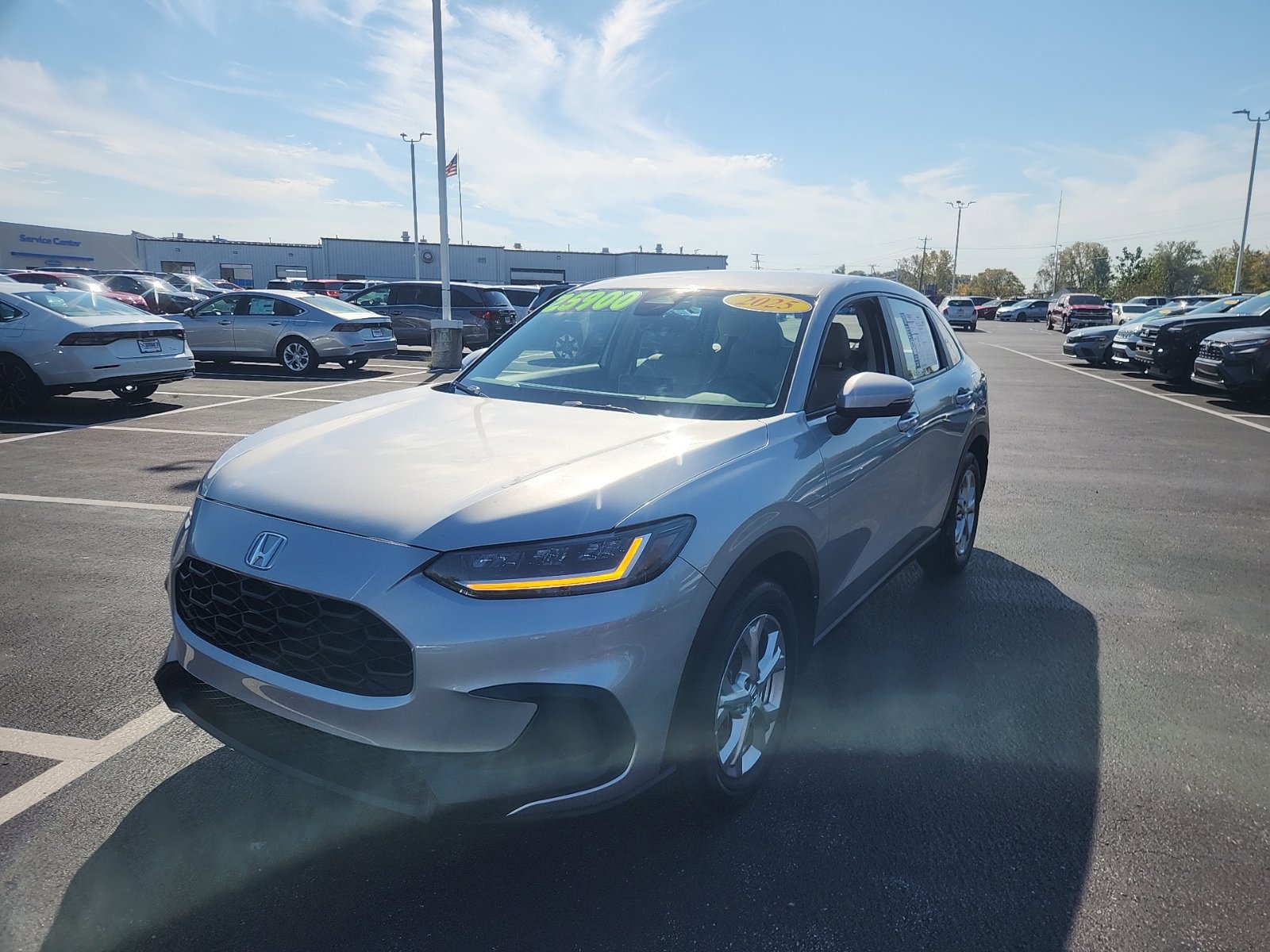 Used 2025 Honda HR-V LX image 2