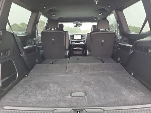 New 2026 Jeep Grand Wagoneer 2WD image 20