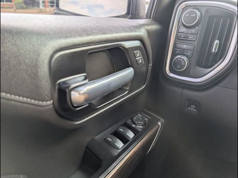 Used 2020 Chevrolet Silverado 1500 LT w/ Remote Start Package AWD/4WD image 17