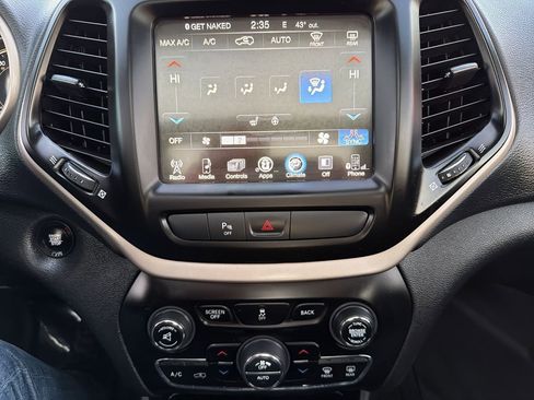 Used 2017 Jeep Cherokee High Altitude image 19