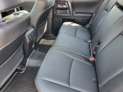 Certified 2024 Toyota 4Runner TRD Off-Road Premium AWD/4WD image 21