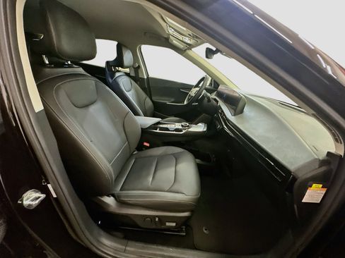 Used 2024 Kia EV6 Wind AWD/4WD image 33
