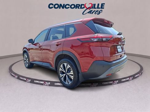 Used 2022 Nissan Rogue SV w/ SV Premium Package AWD/4WD image 4