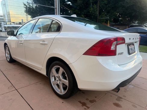 Used 2012 Volvo S60 T5 image 5