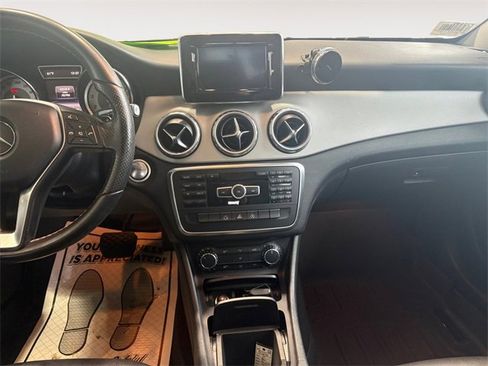 Used 2015 Mercedes-Benz GLA 250 image 9