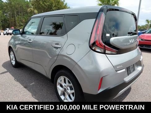 Certified 2025 Kia Soul LX w/ LX Technology Package FWD image 7