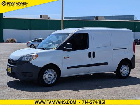 Used 2018 RAM ProMaster City Tradesman FWD image 3