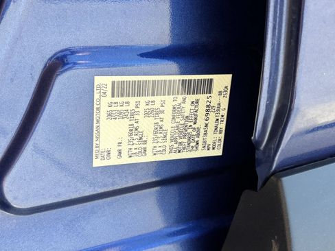 Used 2022 Nissan Rogue SV FWD image 30