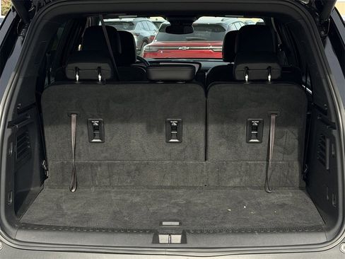 Certified 2025 Buick Enclave Preferred image 31