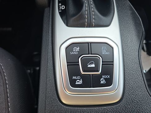 Used 2026 Nissan Frontier SV AWD/4WD image 30