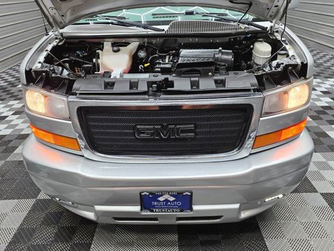 Used 2018 GMC Savana 2500 Extended w/ Enhanced Convenience Package RWD image 39