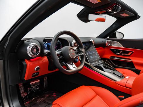 Used 2022 Mercedes-Benz SL 55 AMG 4MATIC image 47