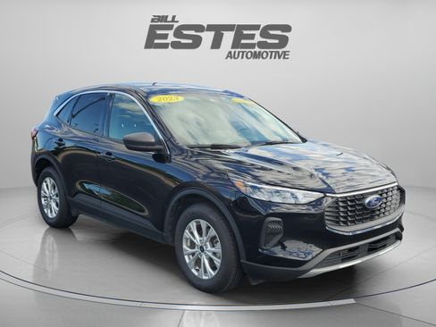 Certified 2023 Ford Escape Active w/ Tech Pack #1 AWD/4WD image 5