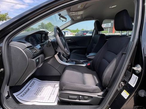 Used 2014 Honda Accord Sport image 18